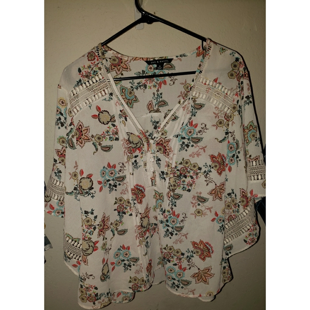 Zac and Rachel short sleeve butterfly tunic XL